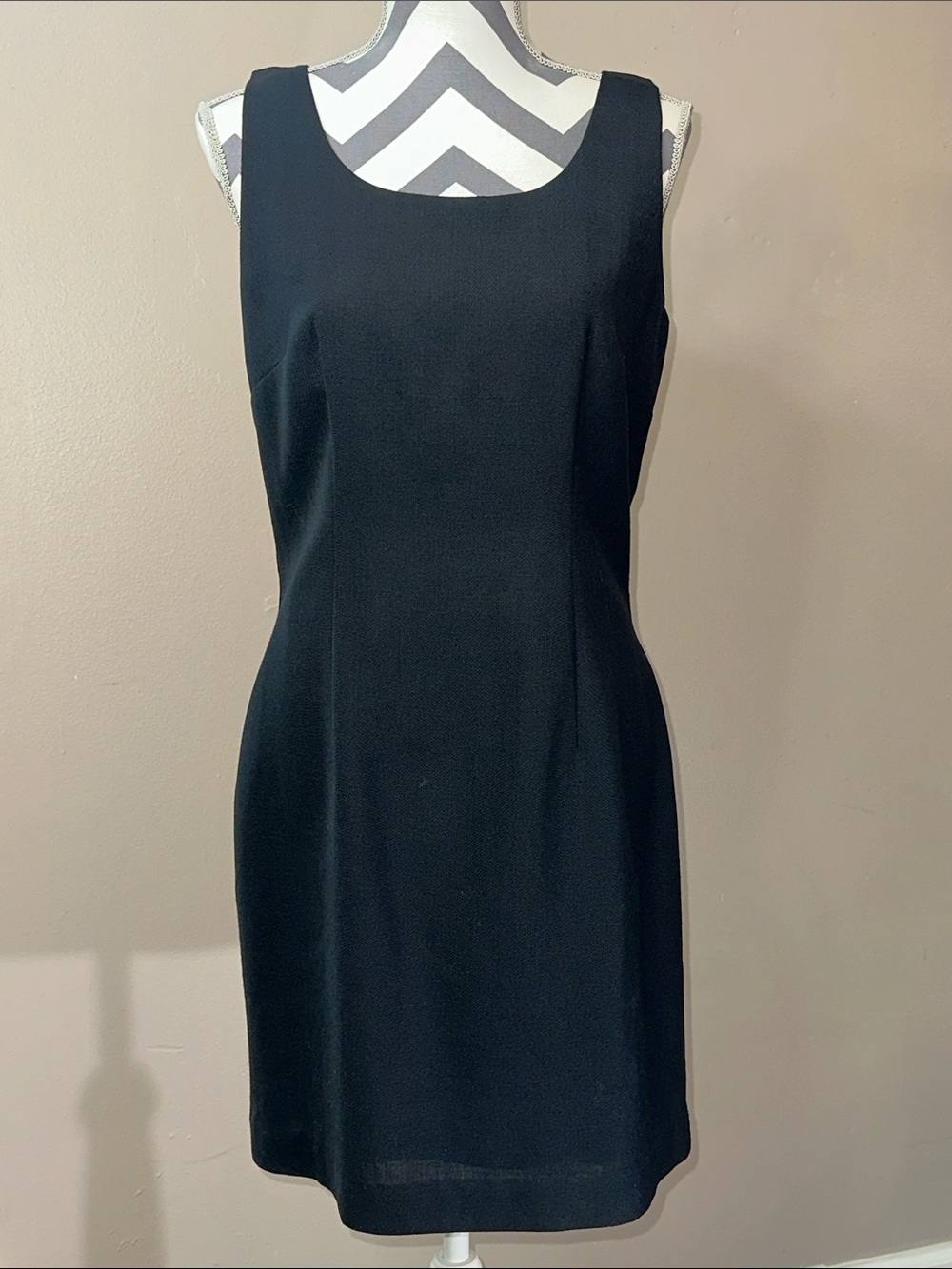 Misty Lane Vintage Black Rayon Blend Sheath Dress Size 10 Sleeveless Lined